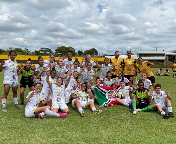 Tigre conquista o ouro no futebol masculino e feminino