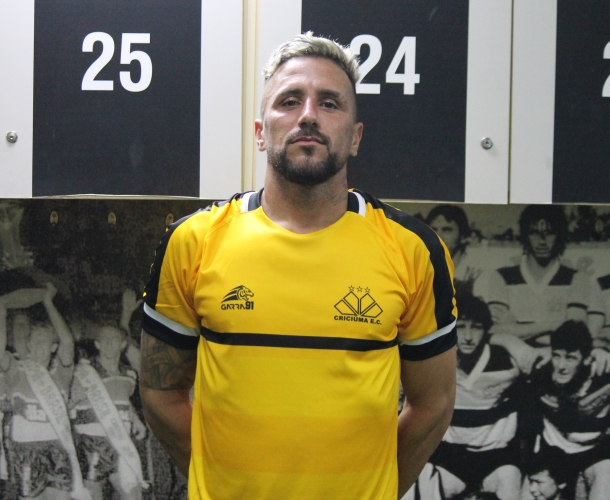 Tigre contrata o atacante Luiz Paulo