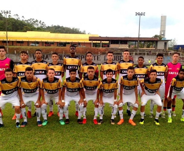 Tigre e Coritiba pelas quartas da Copa Blumenau