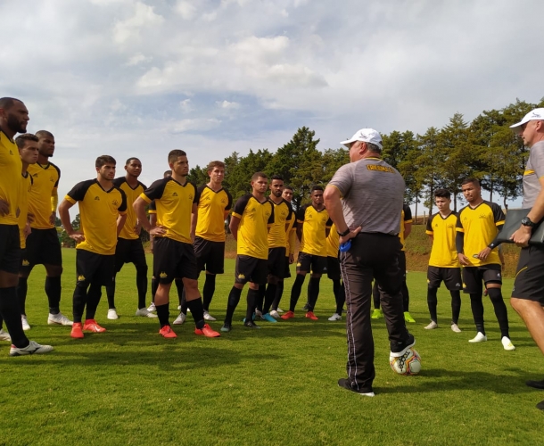 Tigre encara a Chapecoense