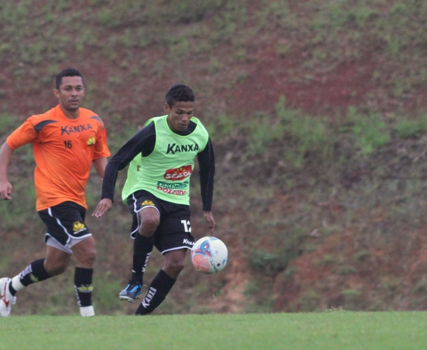 Tigre encara desafio fora de casa