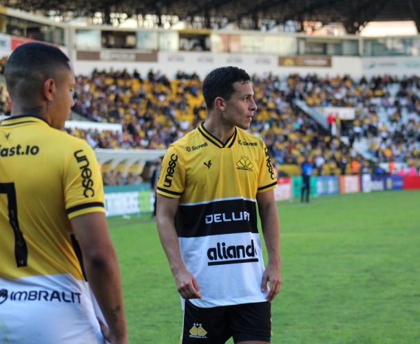 Tigre encerra a primeira fase na liderança do estadual