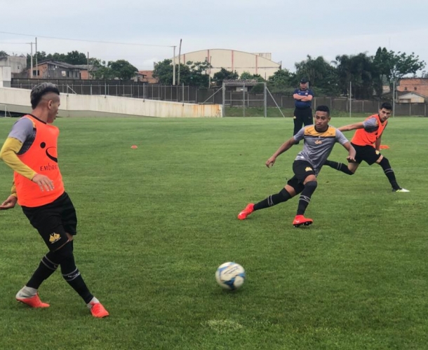 Tigre inicia preparação para jogo de sexta-feira