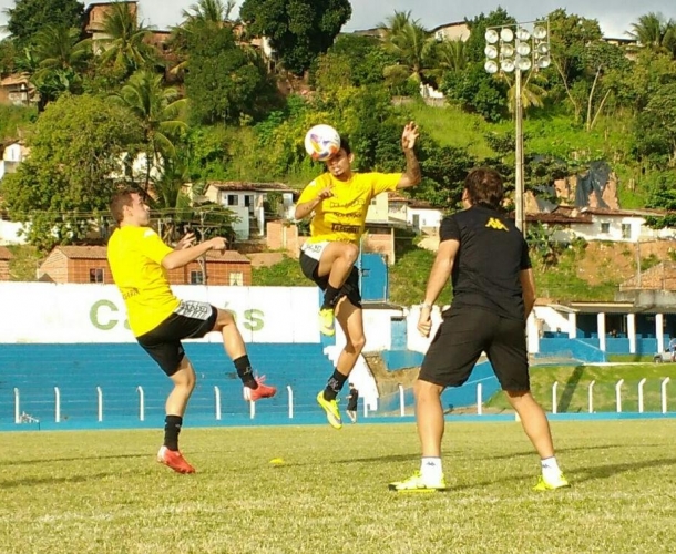 Tigre realiza treino em Maceió