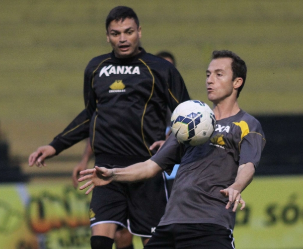 Tigre recebe a Chapecoense