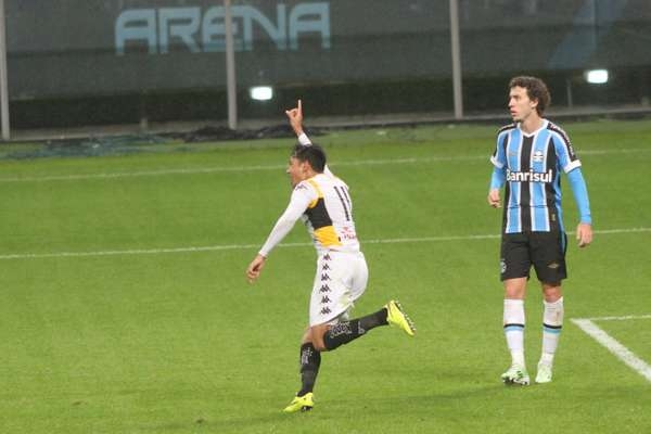 Tigre supera o Grêmio na Arena