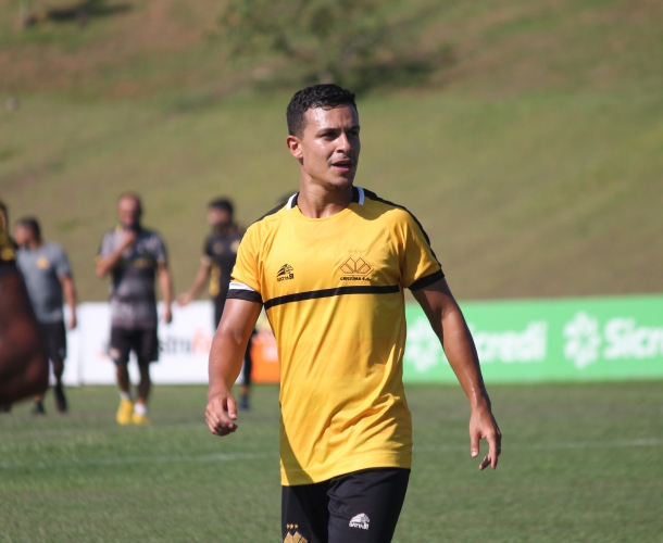 Criciúma treina na manhã de sábado