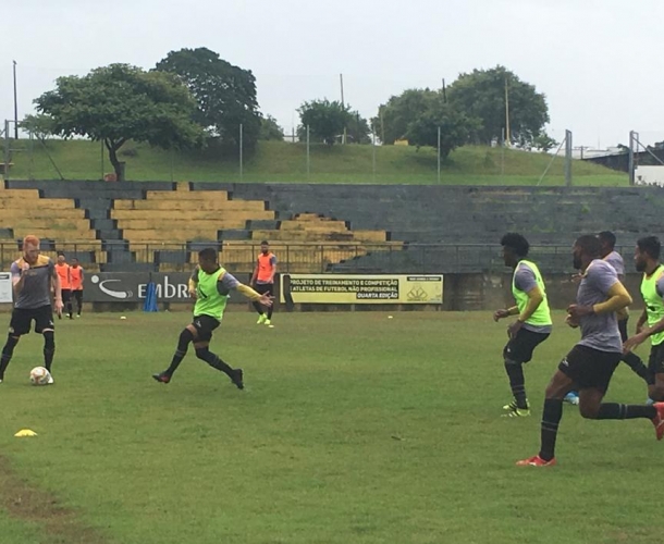 Tigre treina parte física e técnica em dois períodos