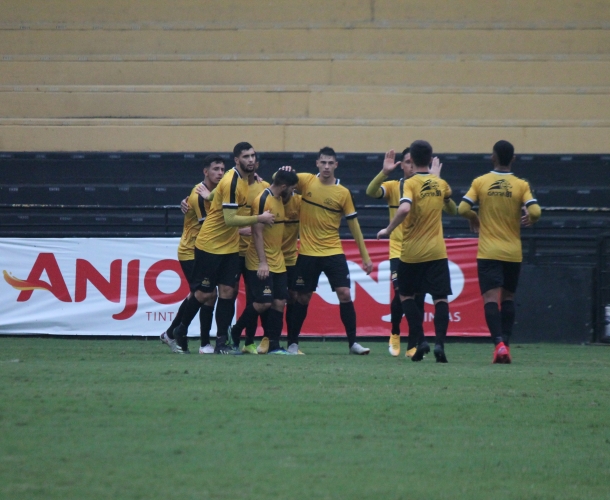 Tigre vence jogo-treino contra o Tubarão