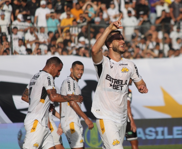 Tigre vence o ABC em Natal e assume a liderança
