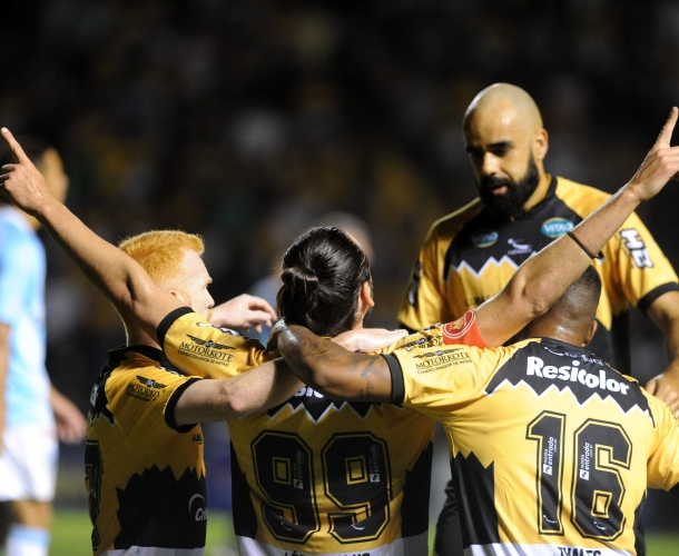 Criciúma vence o Londrina no Majestoso