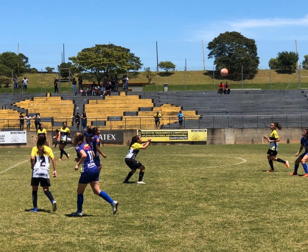 Time feminino perde para o Napoli