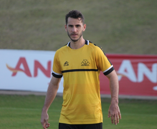 Trabalho tático no CT do Tigre