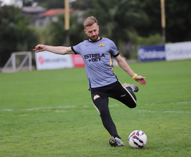 Treinamento no CT e início da viagem para BH