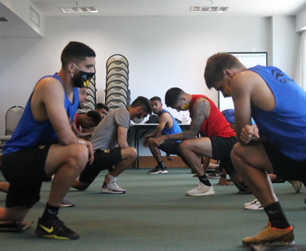 Treino de recuperação e inicio da viagem para Florianópolis