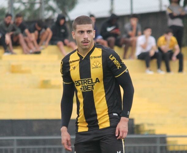 Zagueiro do Sub-20 é negociado com o futebol italiano