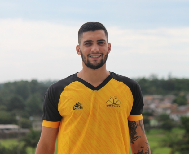 Zagueiro Marcel Scalese é do Tigre