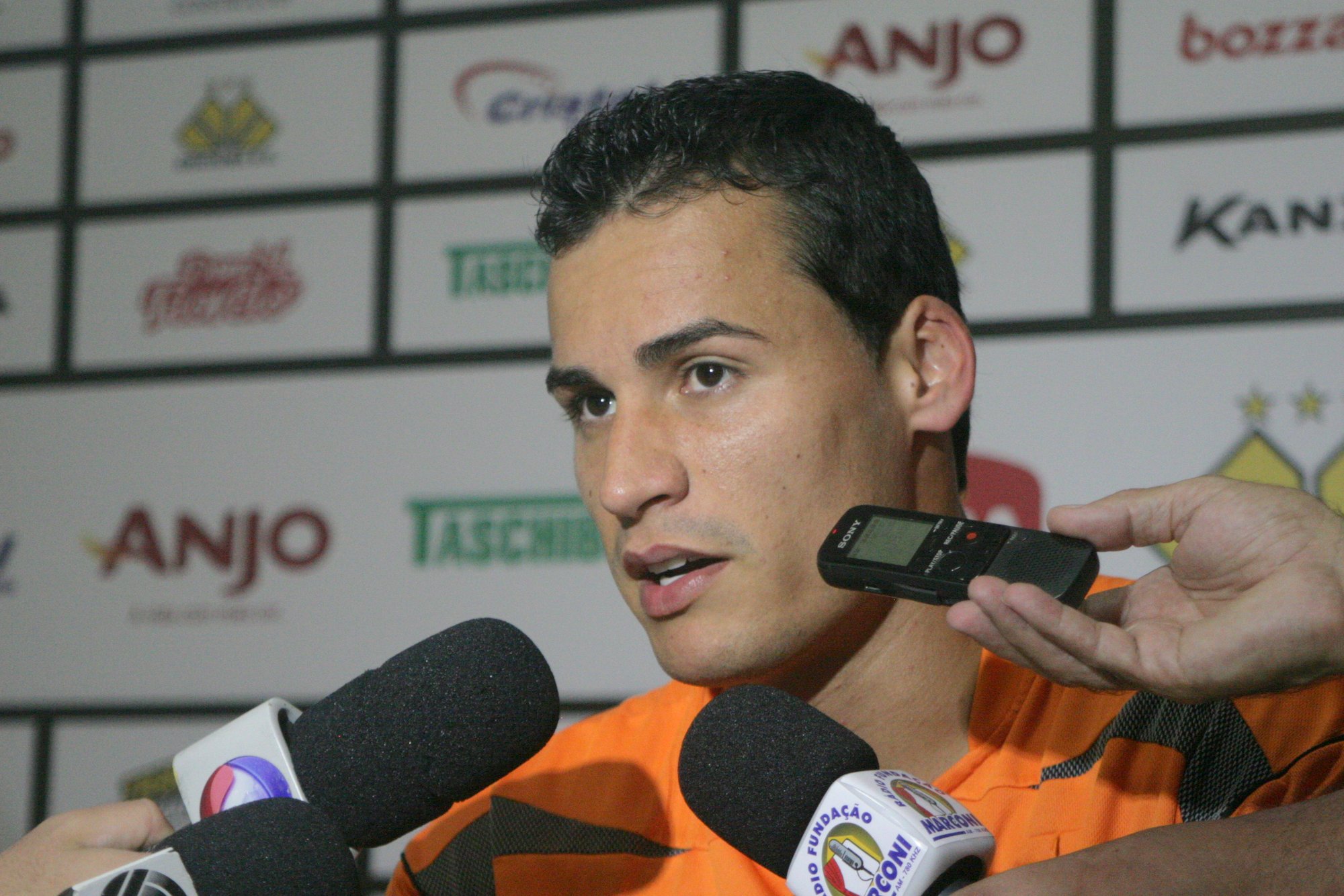 Entrevista coletiva do goleiro Bruno