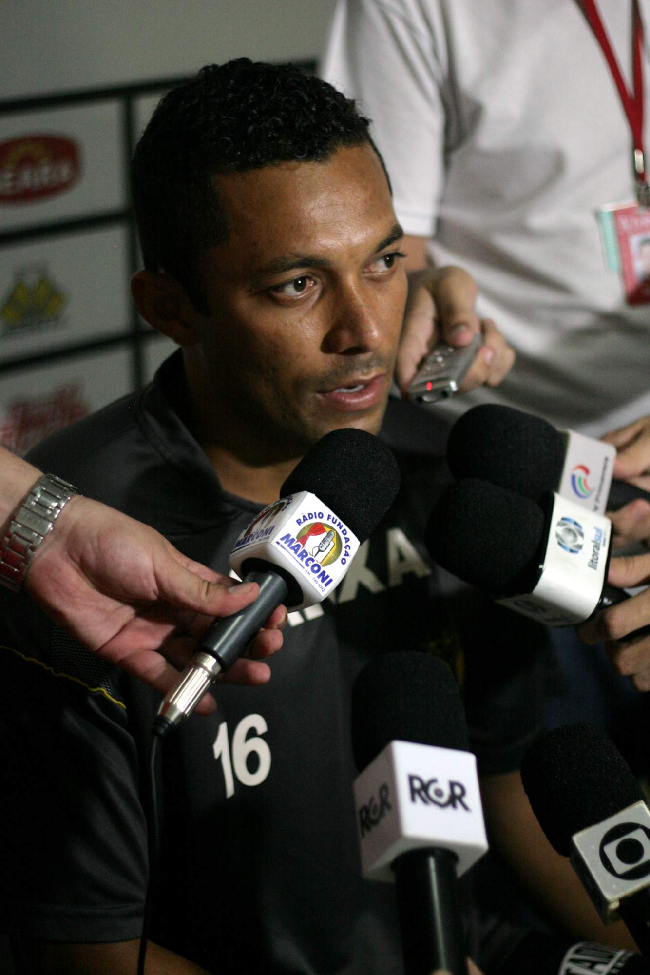 Tigre treina forte para o clássico